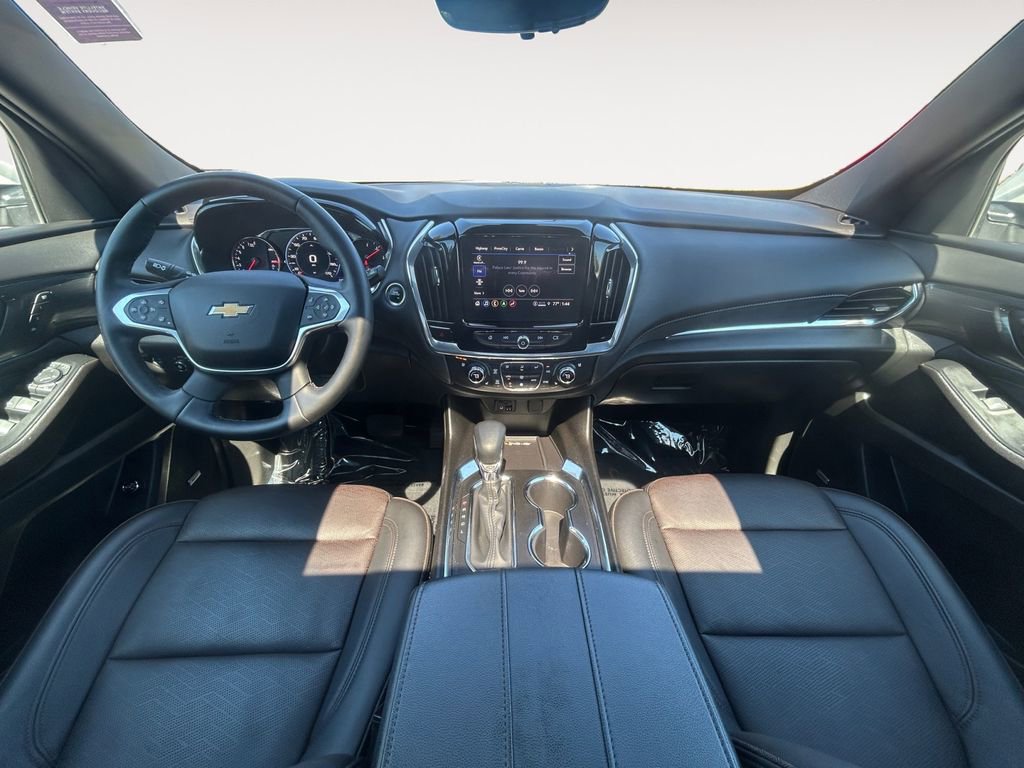 Used 2023 Chevrolet Traverse High Country image 13