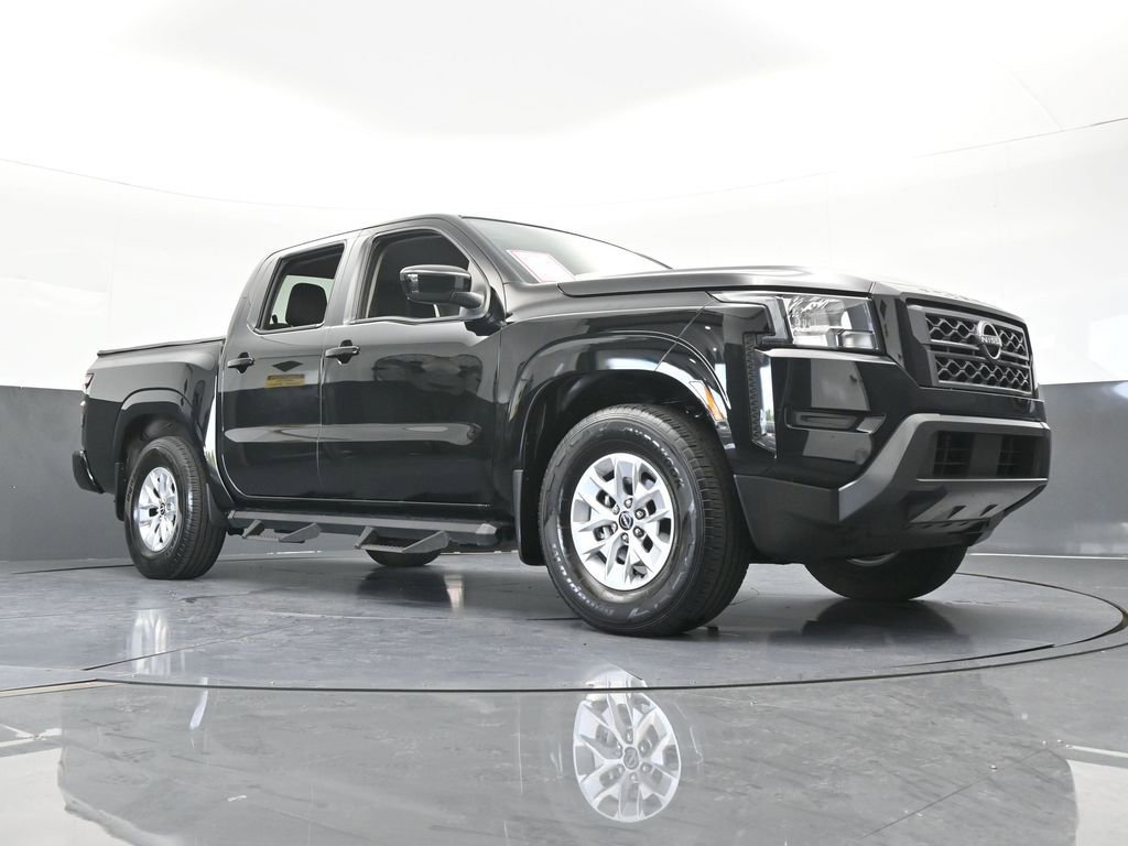 Used 2024 Nissan Frontier SV image 56