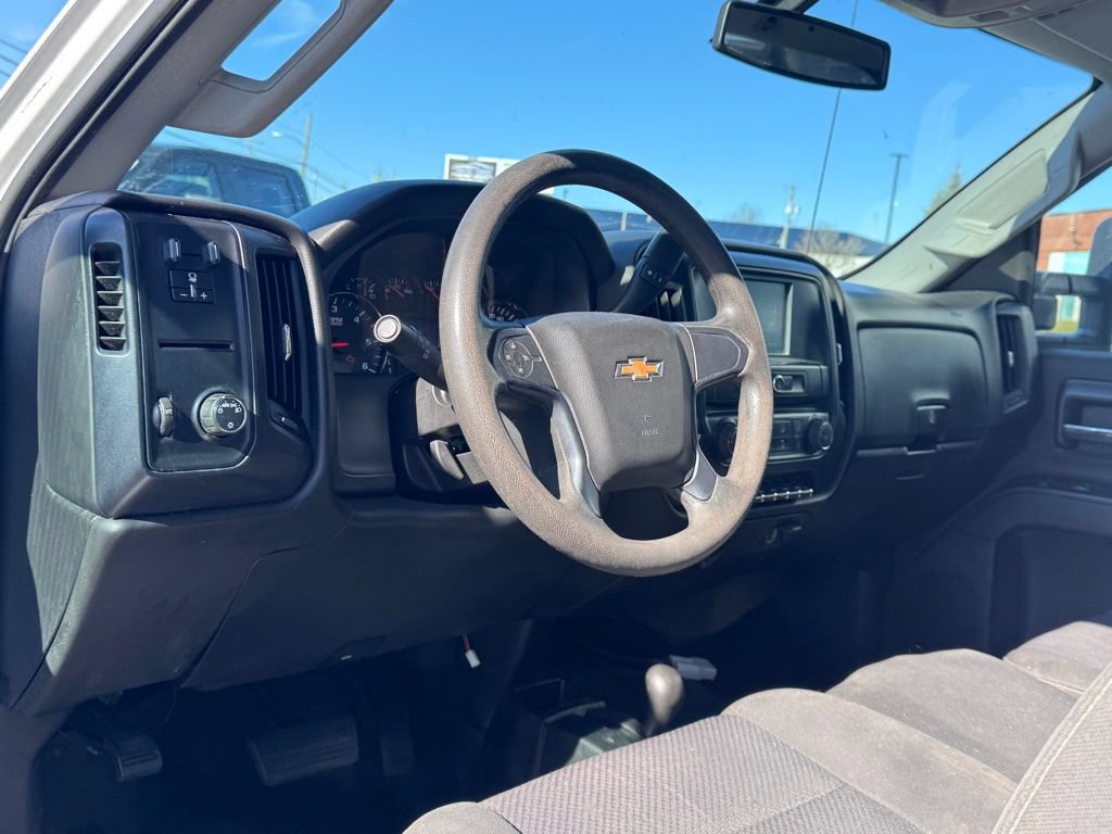 Used 2018 Chevrolet Silverado 3500 W/T w/ WT Convenience Package AWD/4WD image 10