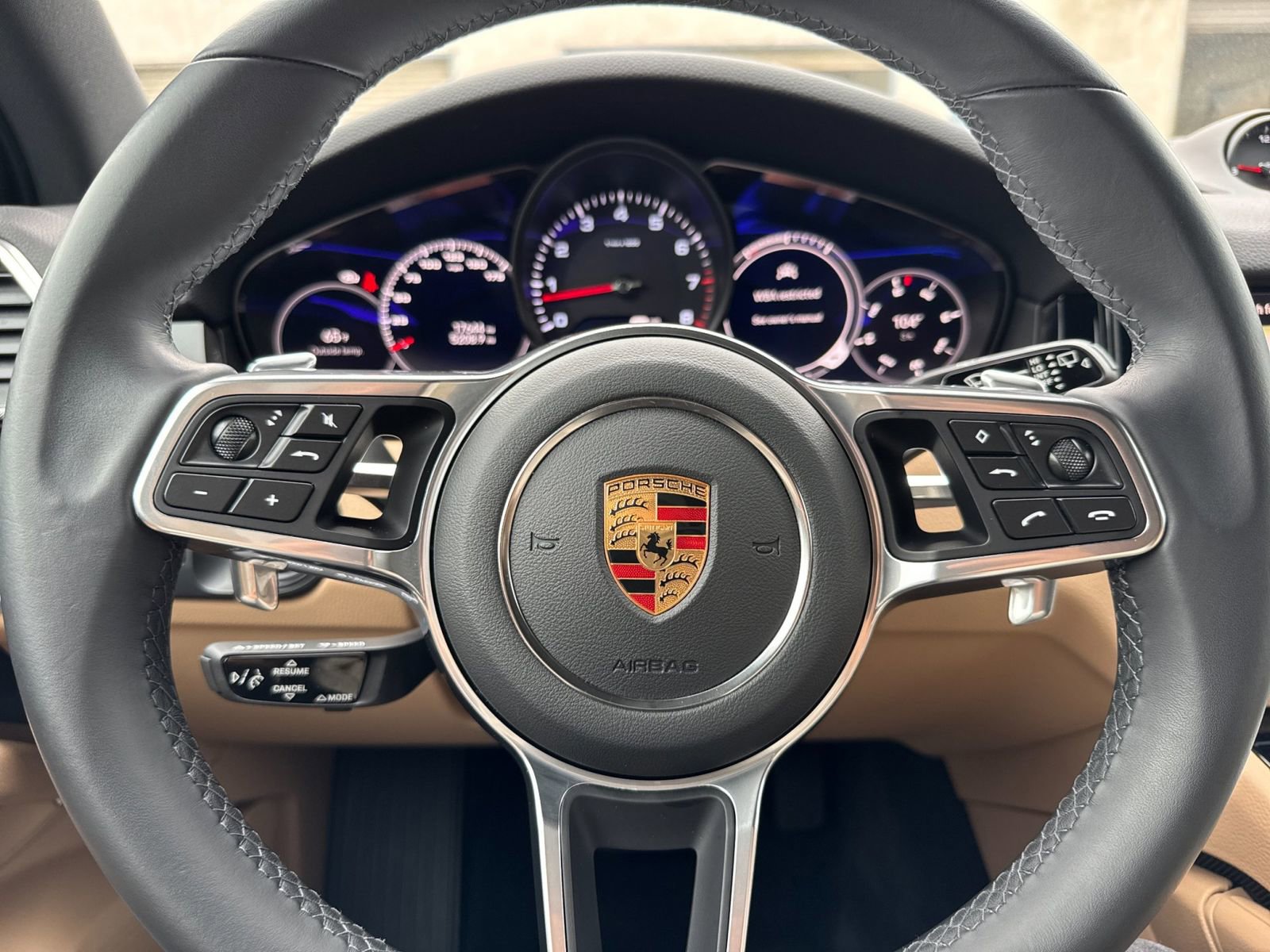 Certified 2023 Porsche Cayenne image 26