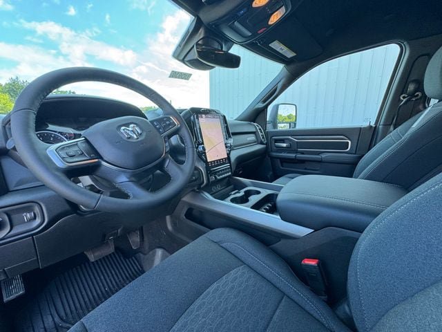 New 2026 RAM 2500 Big Horn AWD/4WD image 47