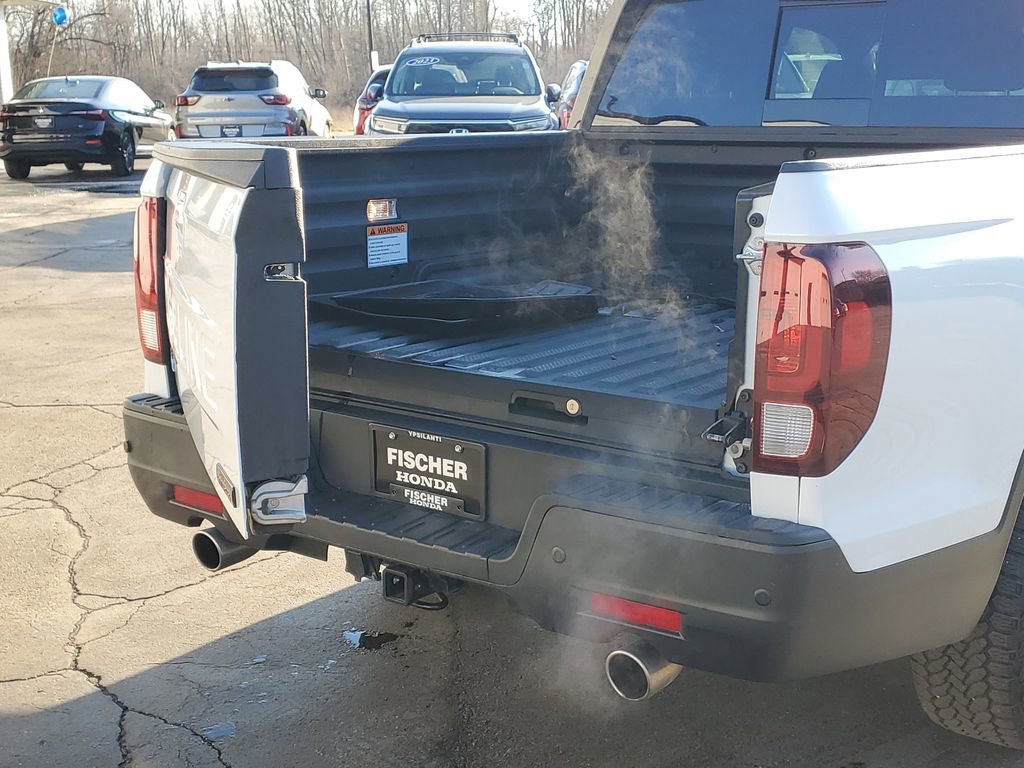Certified 2025 Honda Ridgeline TrailSport image 33