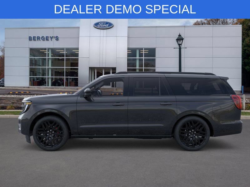 New 2026 Ford Expedition Max Platinum w/ Stealth Performance Package AWD/4WD image 3