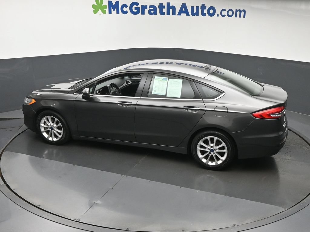 Used 2019 Ford Fusion SE FWD image 22