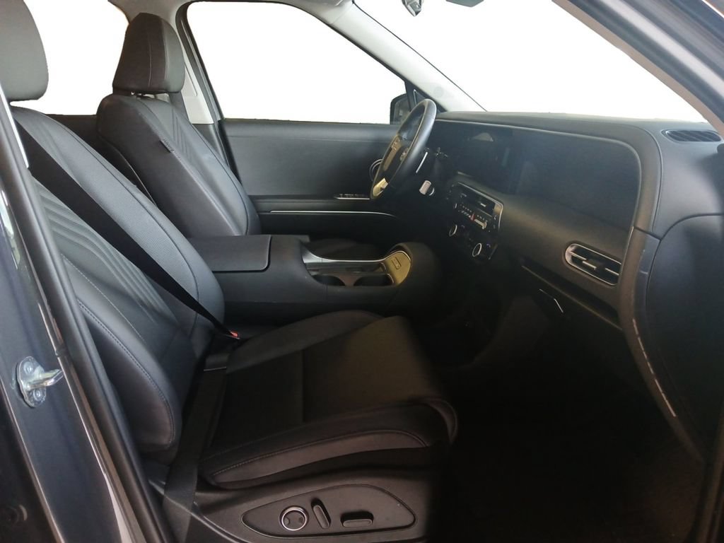 Used 2026 Hyundai Palisade SEL FWD image 15