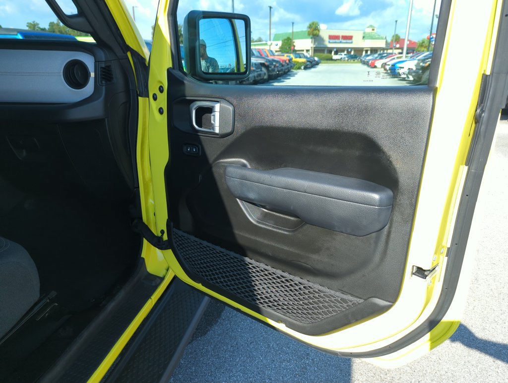 Used 2024 Jeep Wrangler Unlimited Sport AWD/4WD image 30