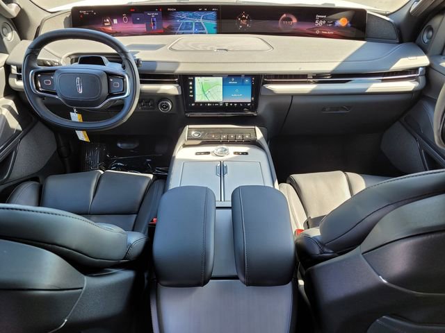 New 2026 Lincoln Navigator Reserve image 12