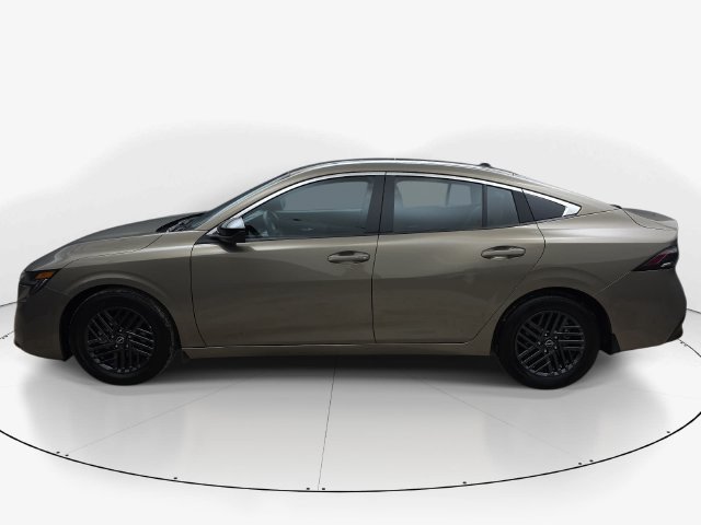 Used 2026 Nissan Sentra SV w/ Floor Mat Package FWD image 9