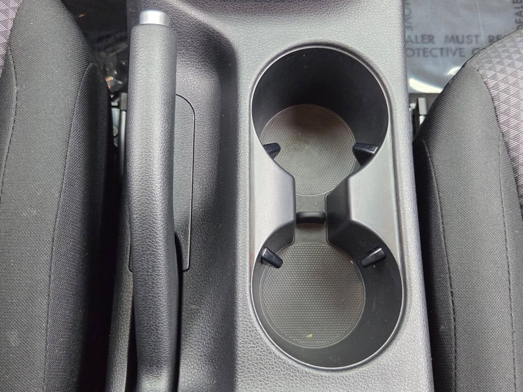 Used 2025 Kia Soul LX w/ LX Technology Package image 18