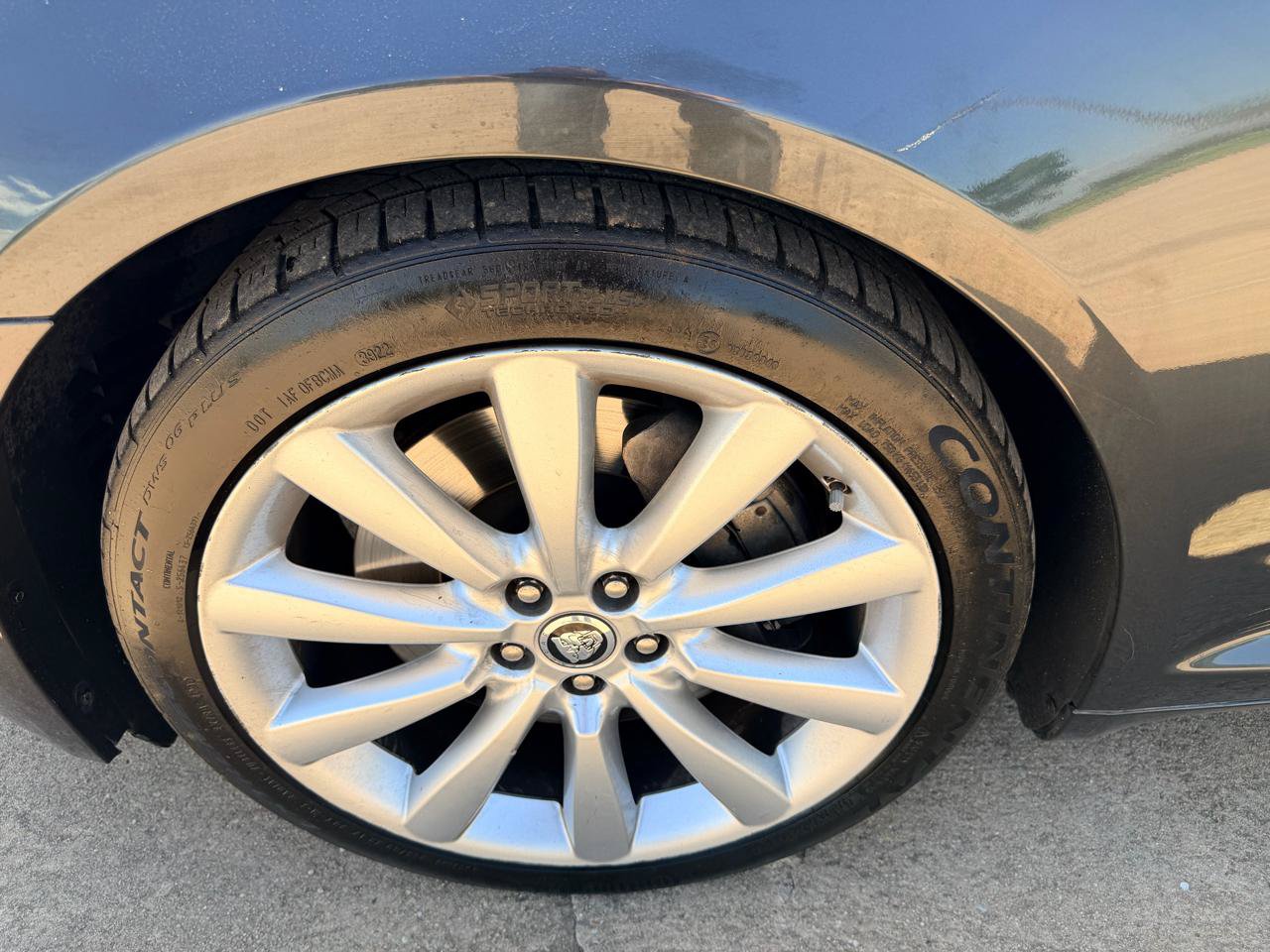 Used 2011 Jaguar XF Portfolio RWD image 18
