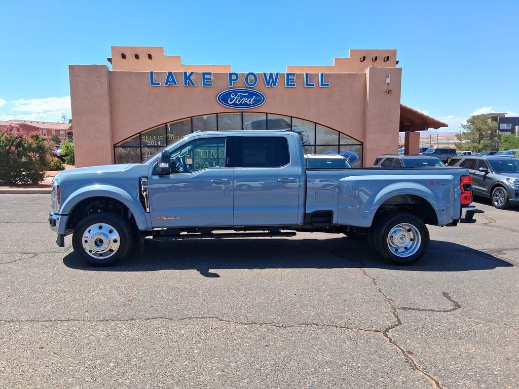 New 2026 Ford F450 Lariat w/ Lariat Premium Package AWD/4WD image 2
