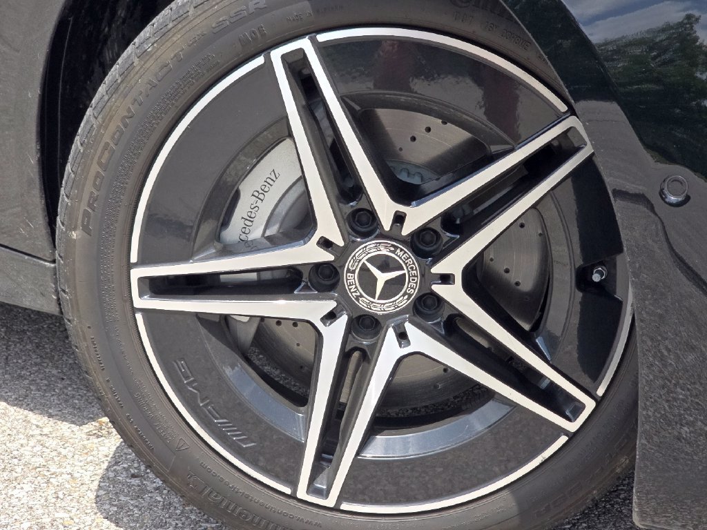 Certified 2026 Mercedes-Benz C 300 4MATIC Sedan image 11