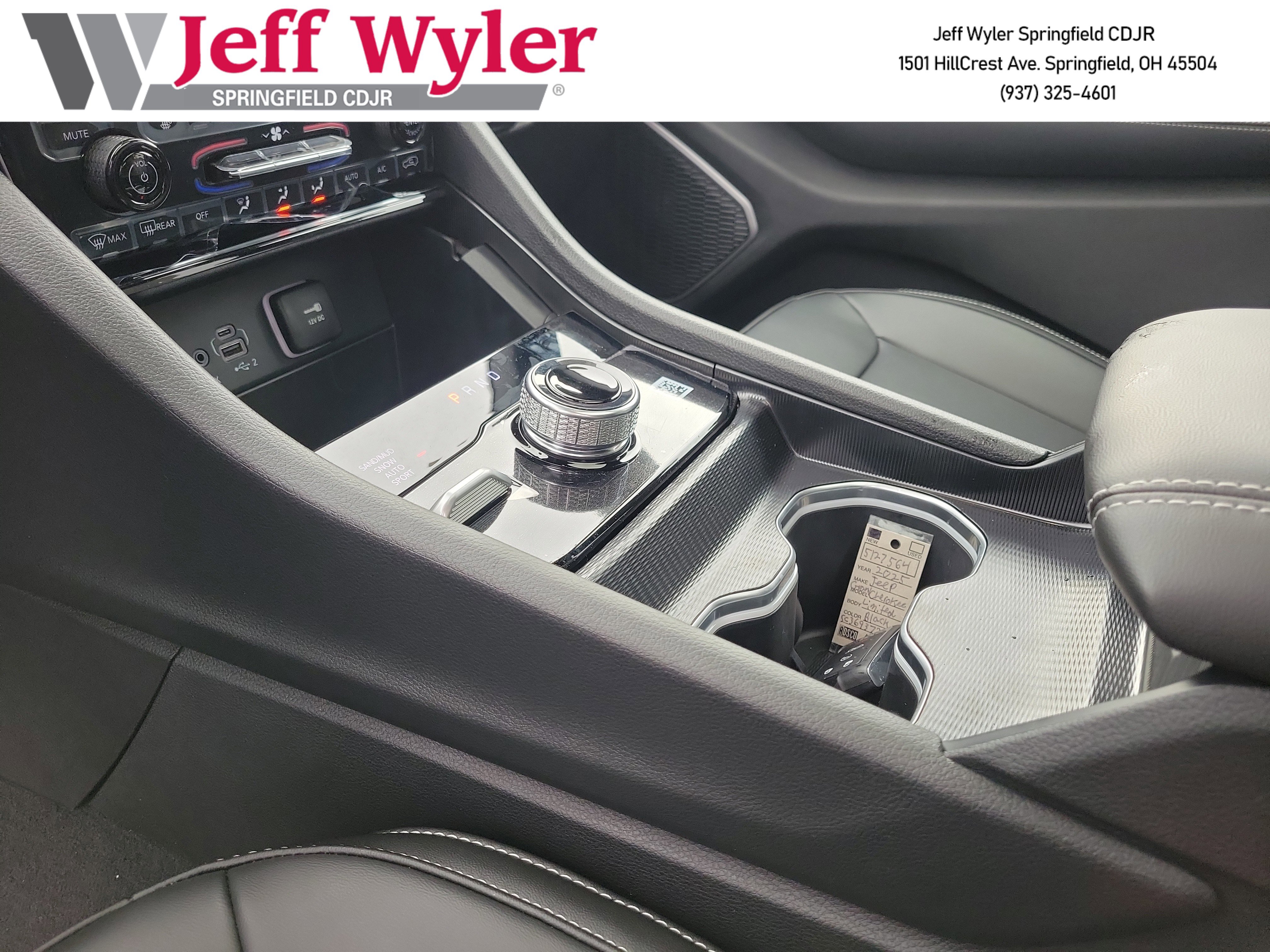 New 2025 Jeep Grand Cherokee Limited image 13