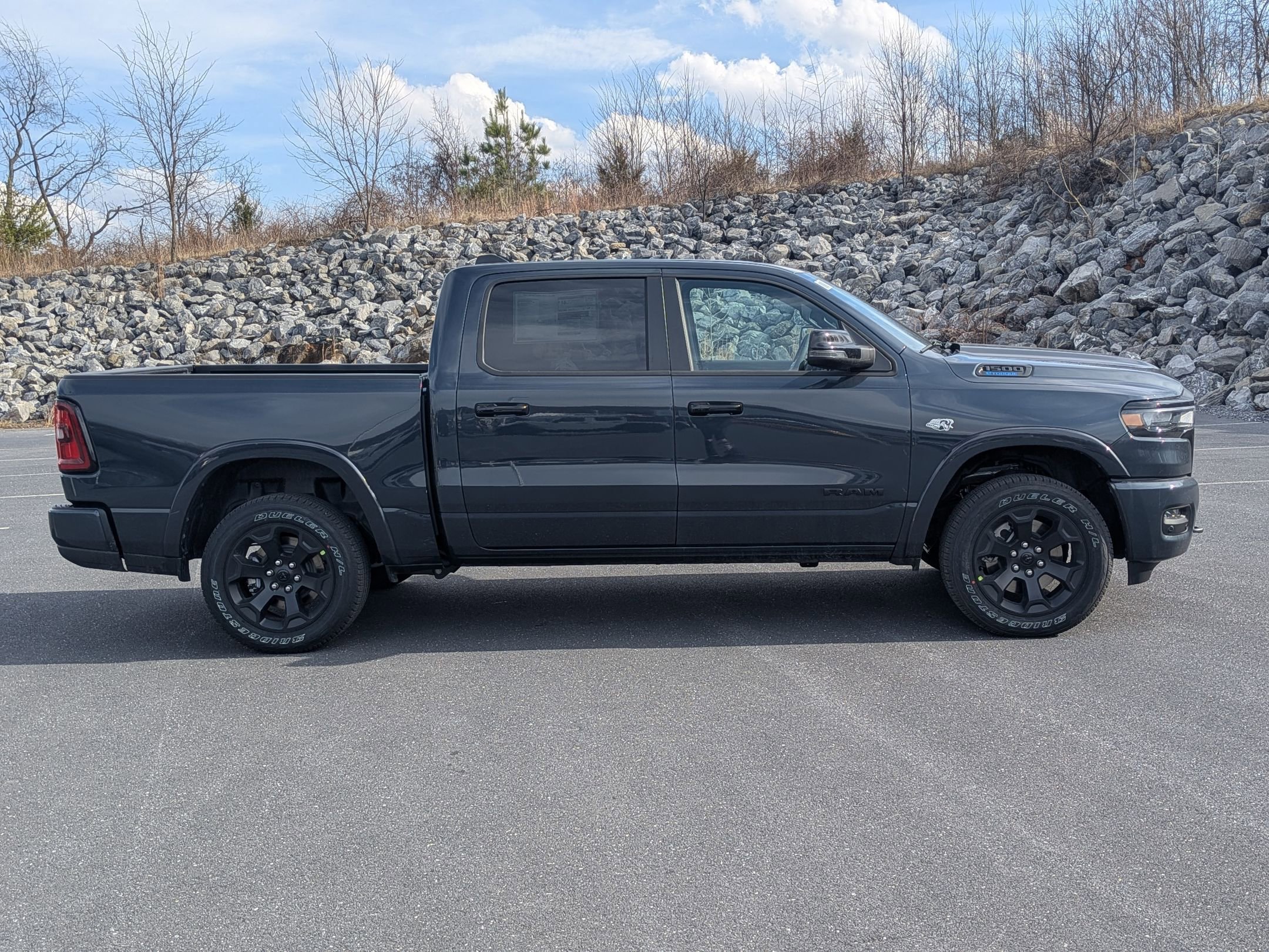 New 2026 RAM 1500 4x4 Crew Cab image 4