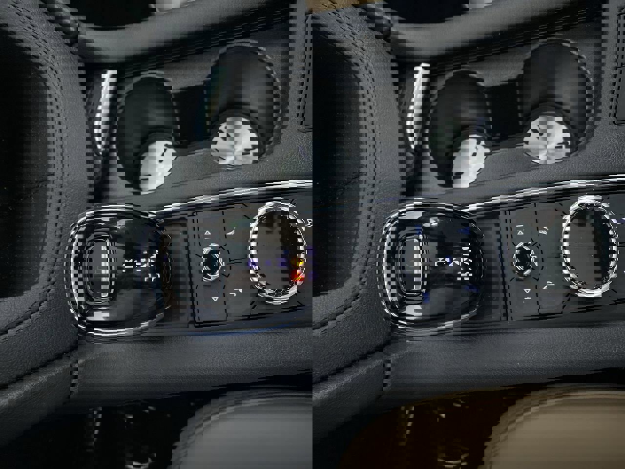 Certified 2023 Cadillac XT6 Sport w/ Platinum Package image 8