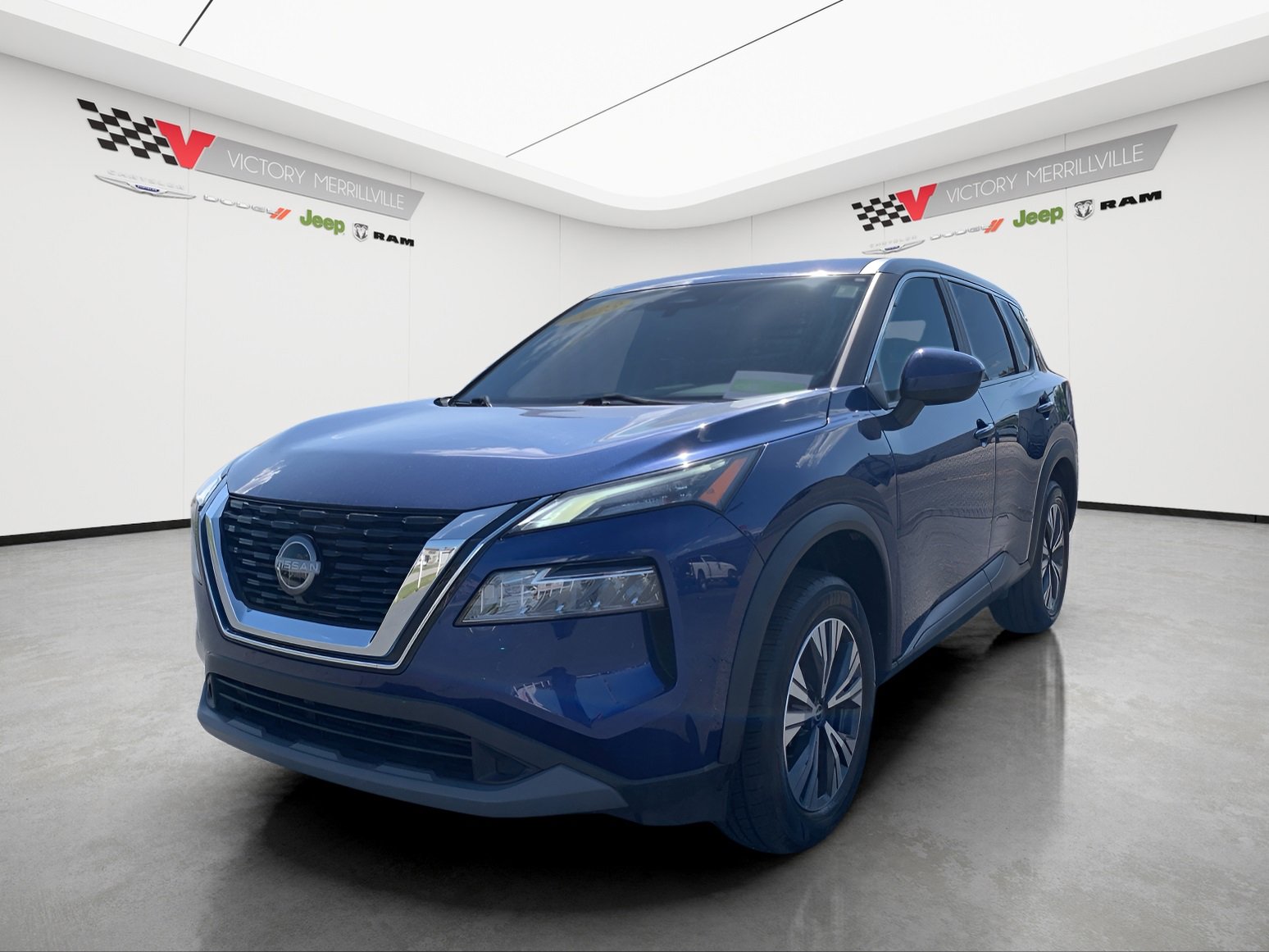 Used 2023 Nissan Rogue SV