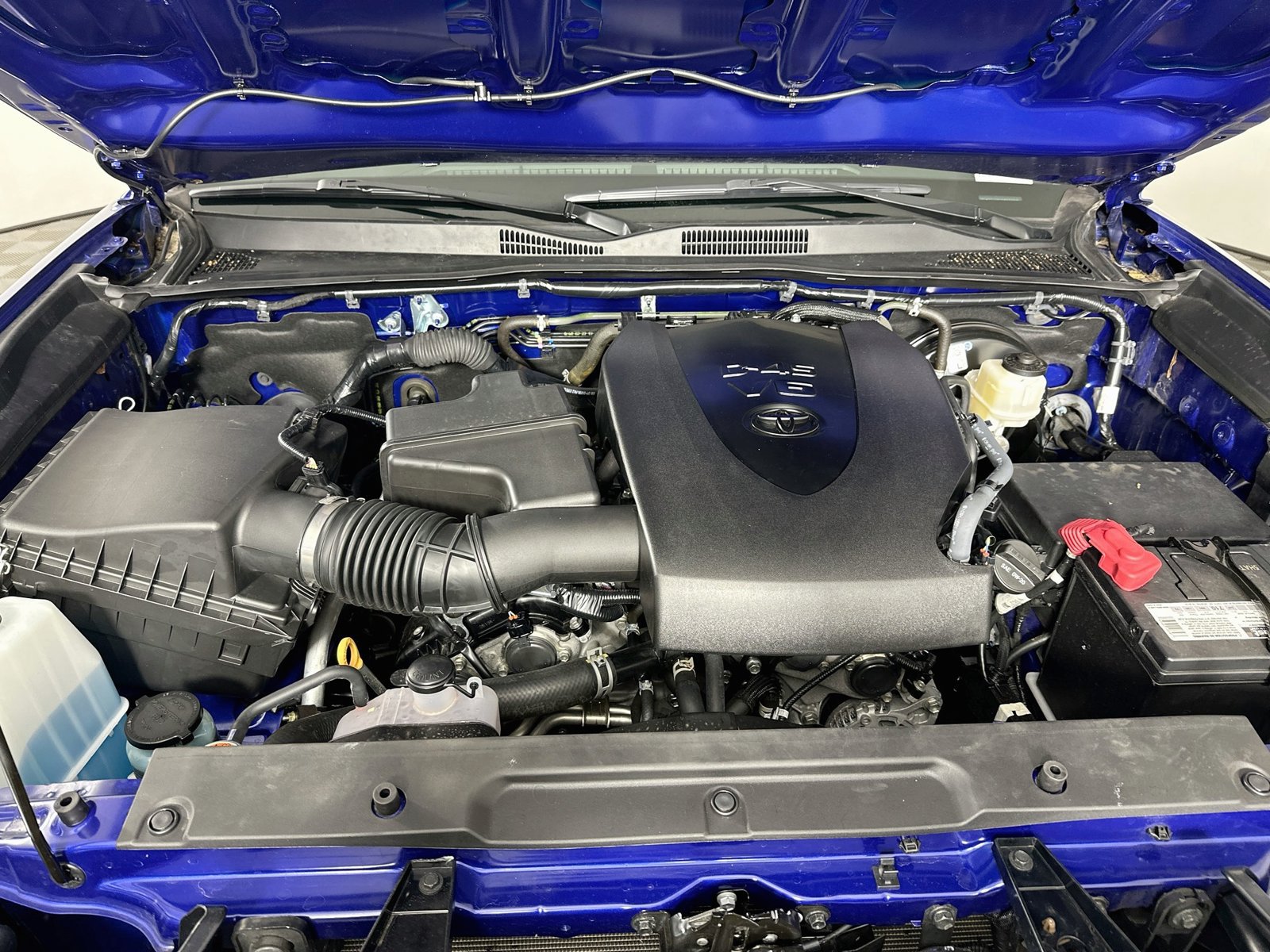 Certified 2022 Toyota Tacoma SR5 AWD/4WD image 27