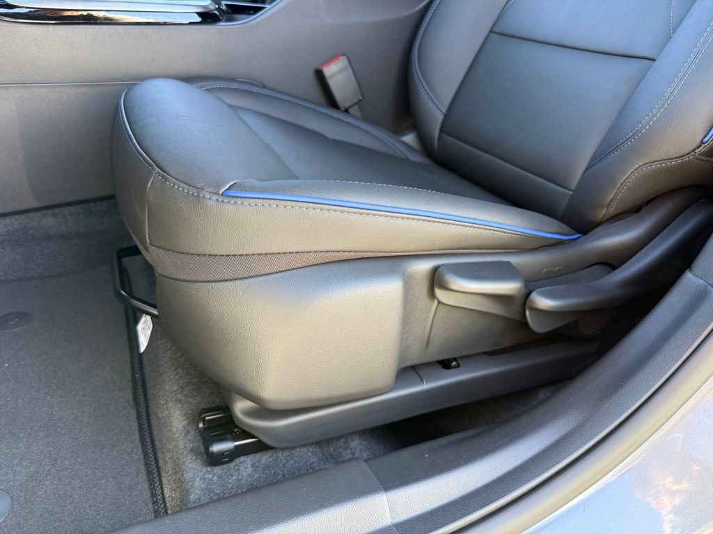 New 2026 Buick Envista Sport Touring image 13