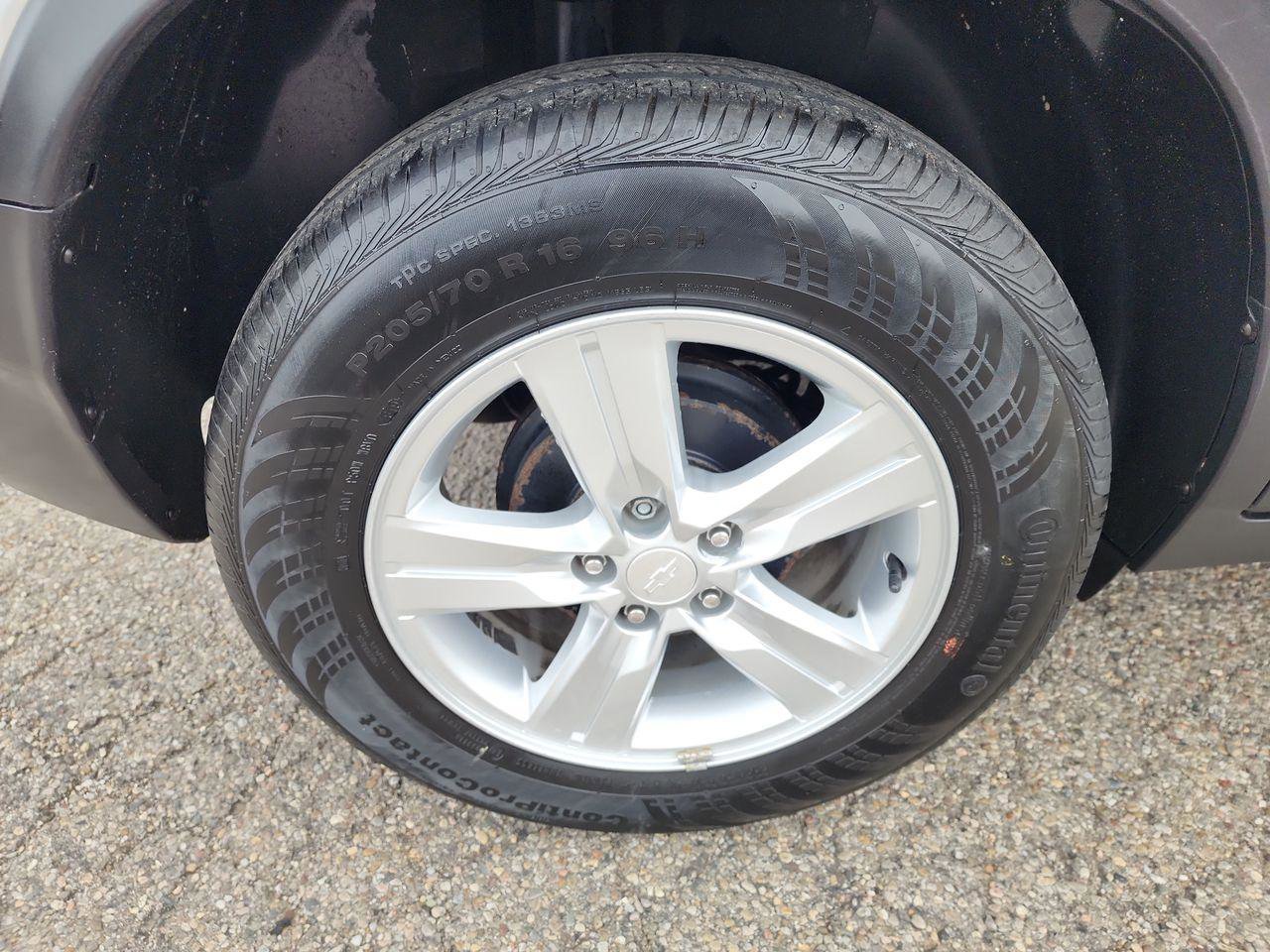 Used 2019 Chevrolet Trax LT w/ LT Convenience Package image 17