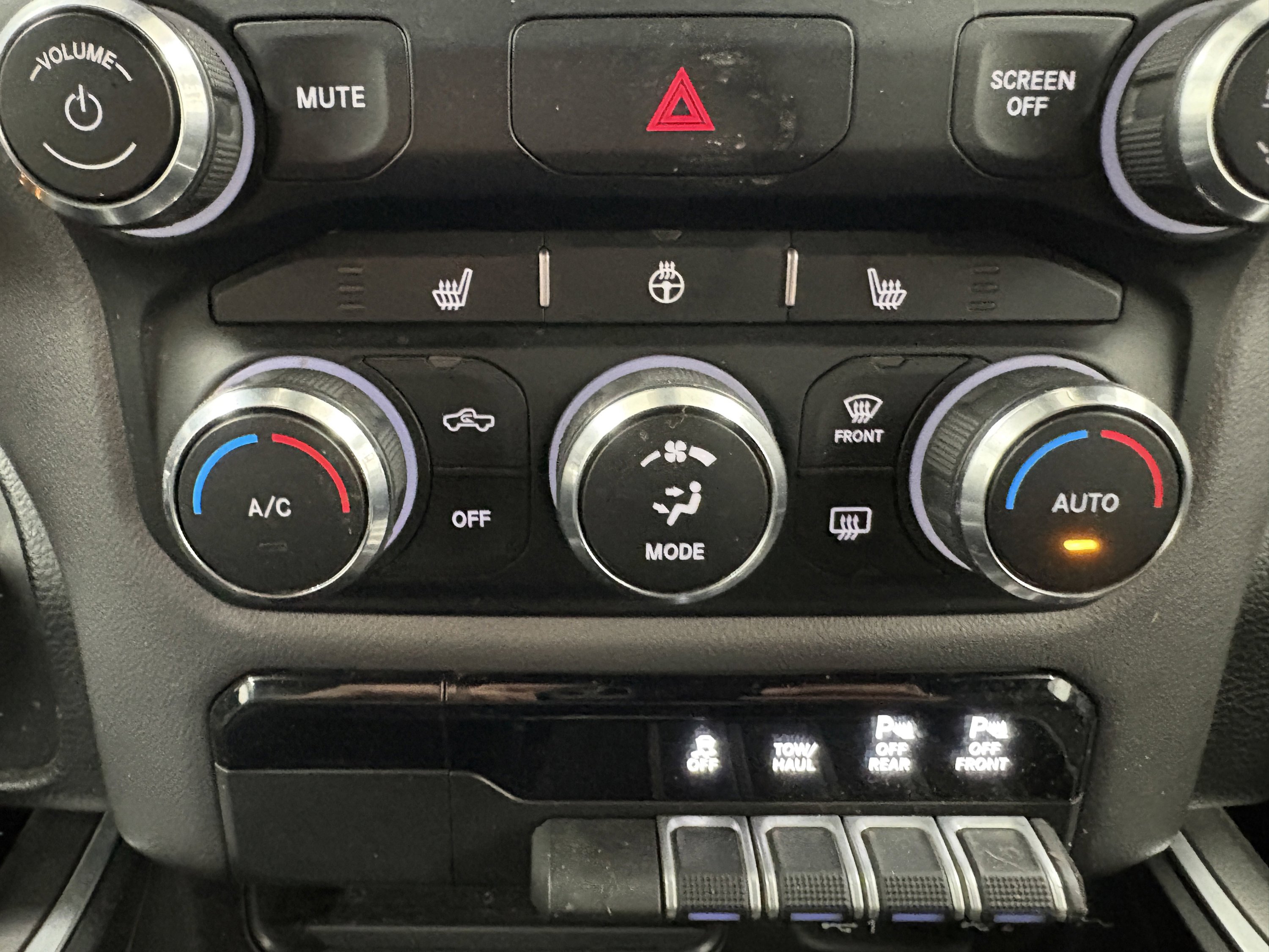 Used 2023 RAM 1500 Big Horn image 16