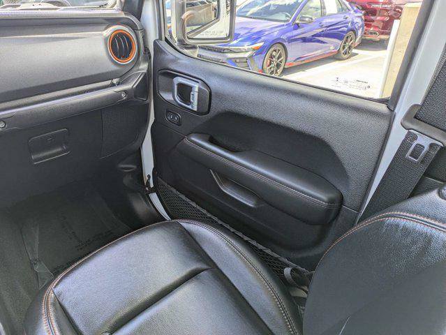 Certified 2022 Jeep Gladiator Mojave w/ LED Lighting Group AWD/4WD image 17