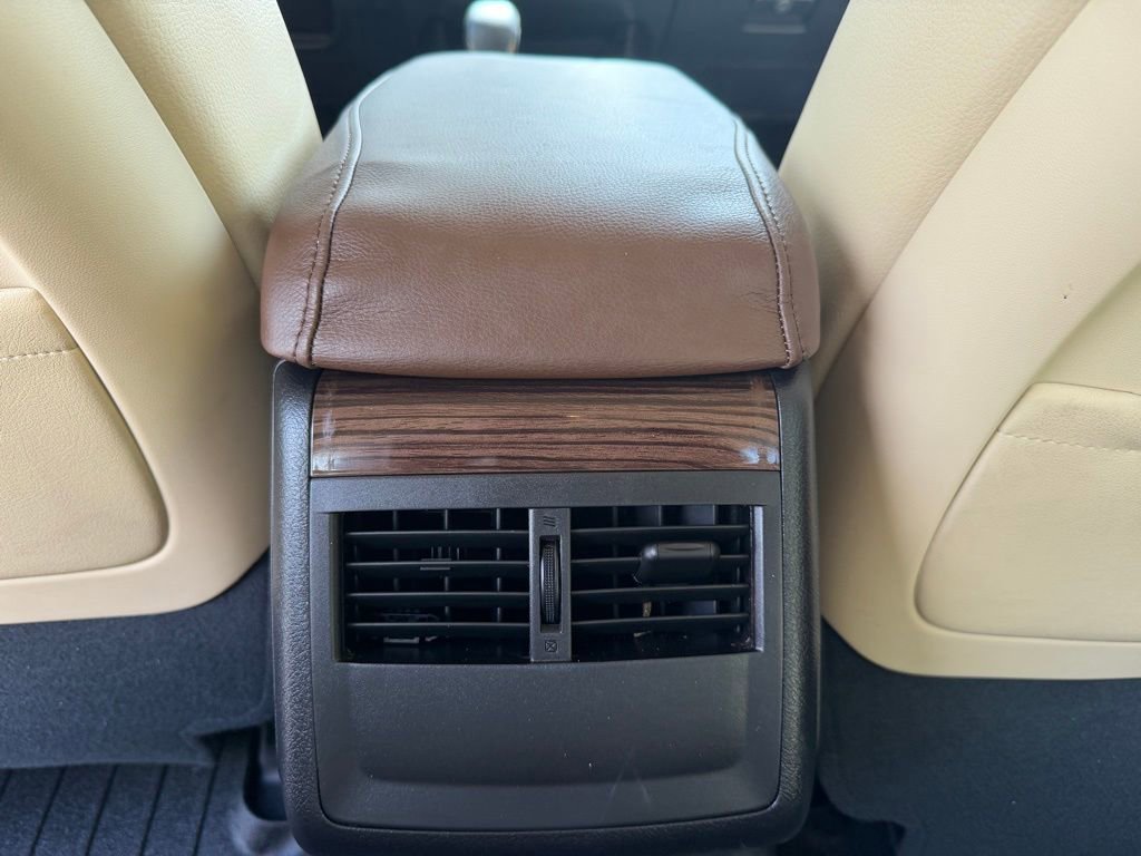 Used 2014 Toyota Avalon XLE Touring image 11