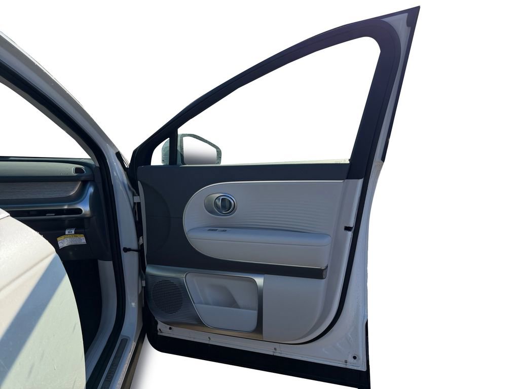 New 2026 Hyundai Ioniq 9 Limited image 16