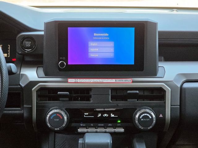 Used 2025 Toyota Tacoma SR5 AWD/4WD image 26