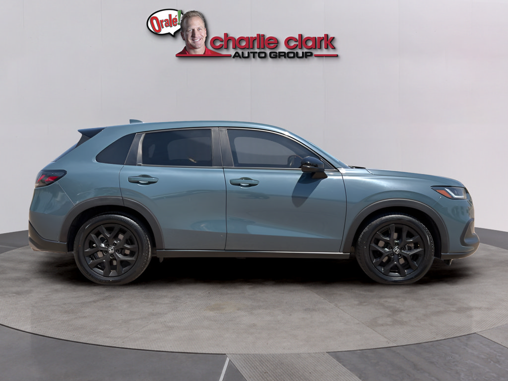 Used 2023 Honda HR-V Sport image 6
