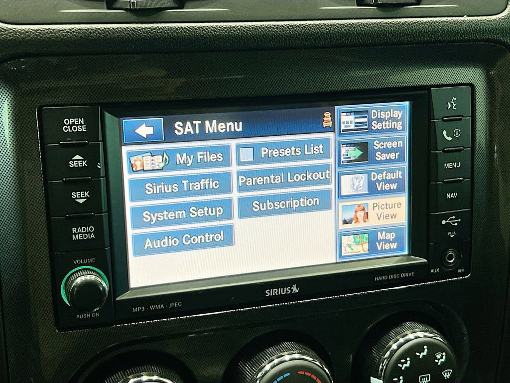 Used 2009 Dodge Challenger SRT8 image 32