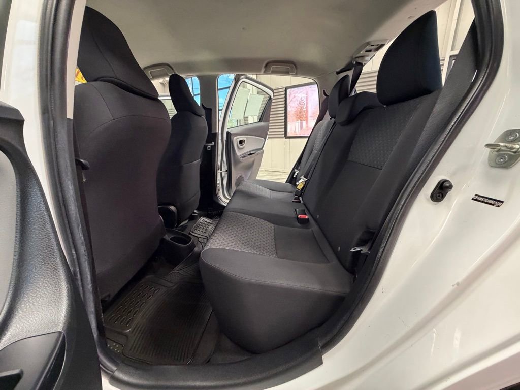 Used 2017 Toyota Yaris L image 47