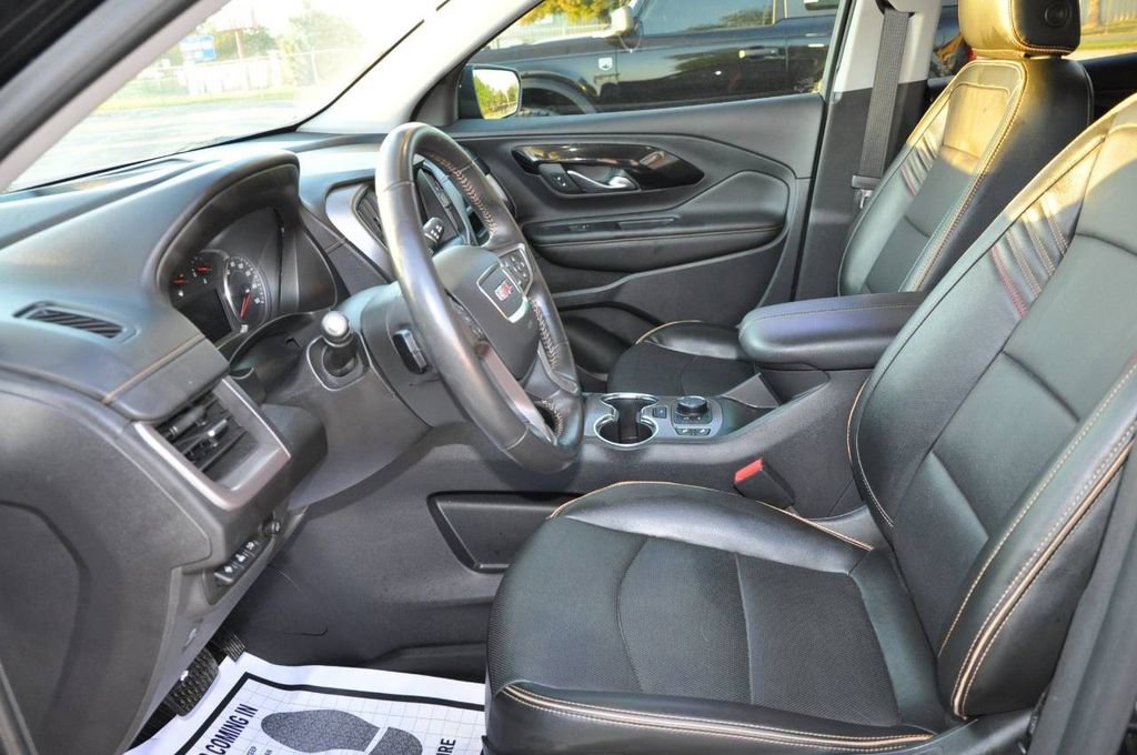 Used 2022 GMC Terrain AT4 w/ Tech Package image 9