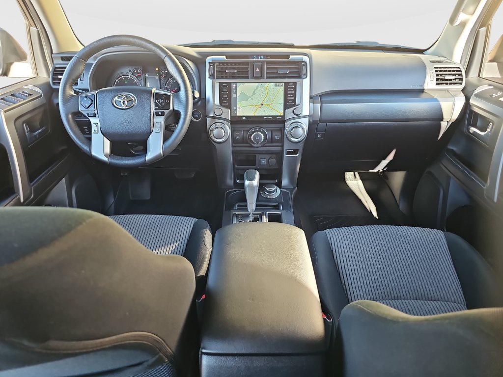 Used 2022 Toyota 4Runner SR5 AWD/4WD image 19