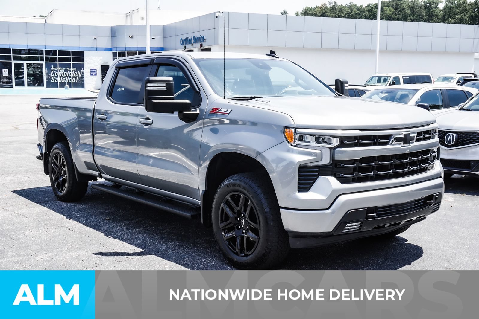 Used 2024 Chevrolet Silverado 1500 RST AWD/4WD image 5