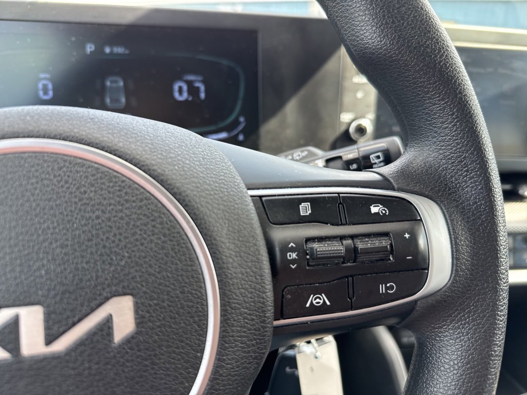 Used 2023 Kia Sportage LX image 30