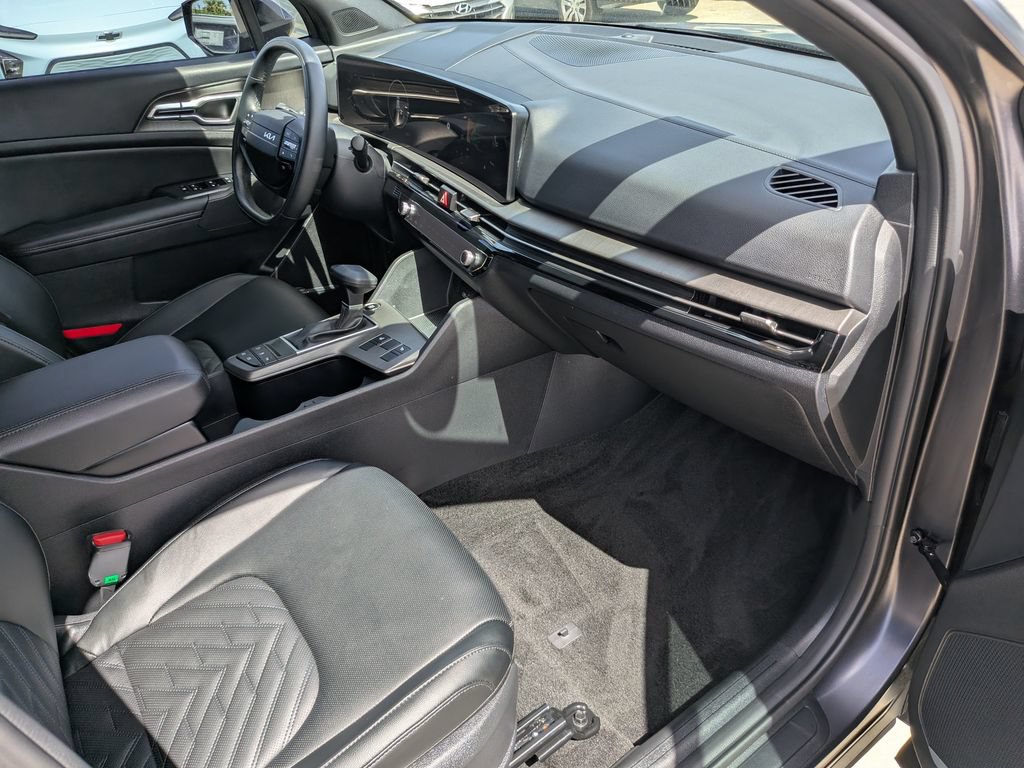 Certified 2026 Kia Sportage X-Line w/ X-Line Technology Package AWD/4WD image 15