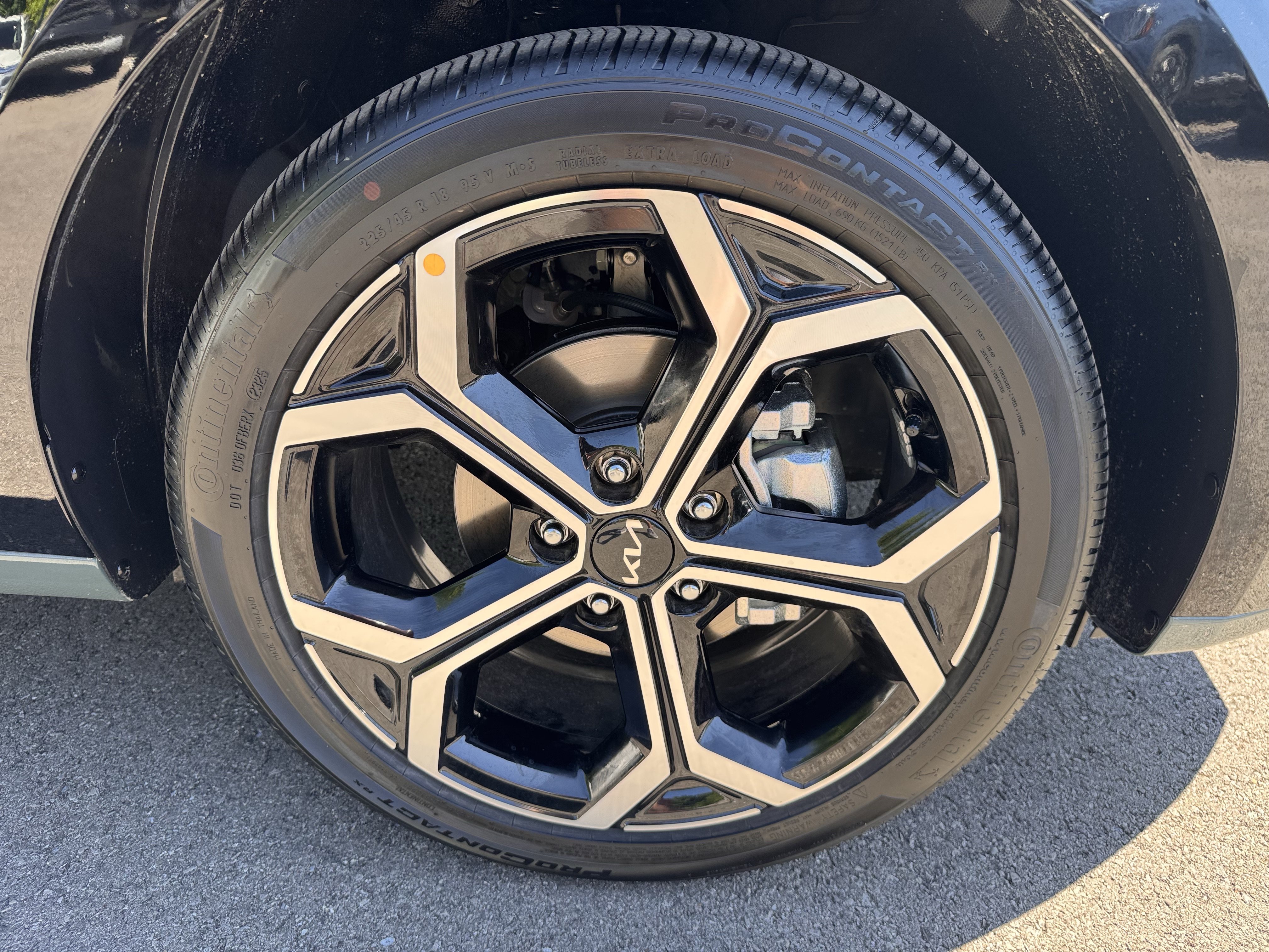New 2026 Kia Niro SX Touring FWD image 24