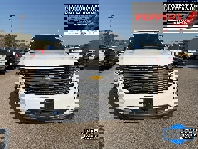 Used 2023 Chevrolet Suburban Premier image 5