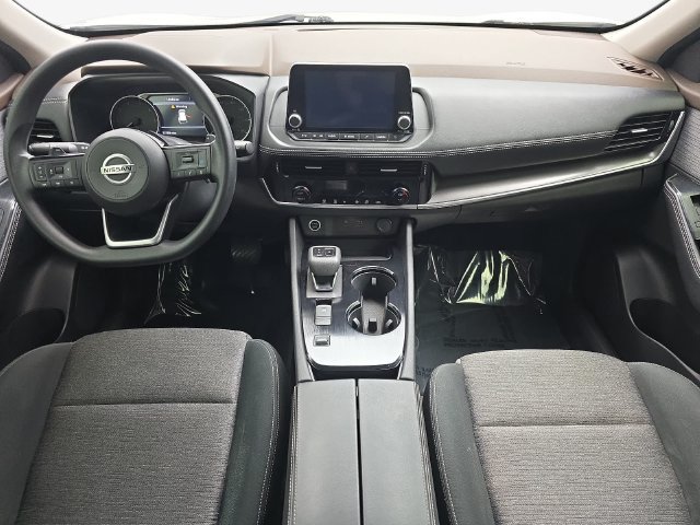 Used 2021 Nissan Rogue SV FWD image 13