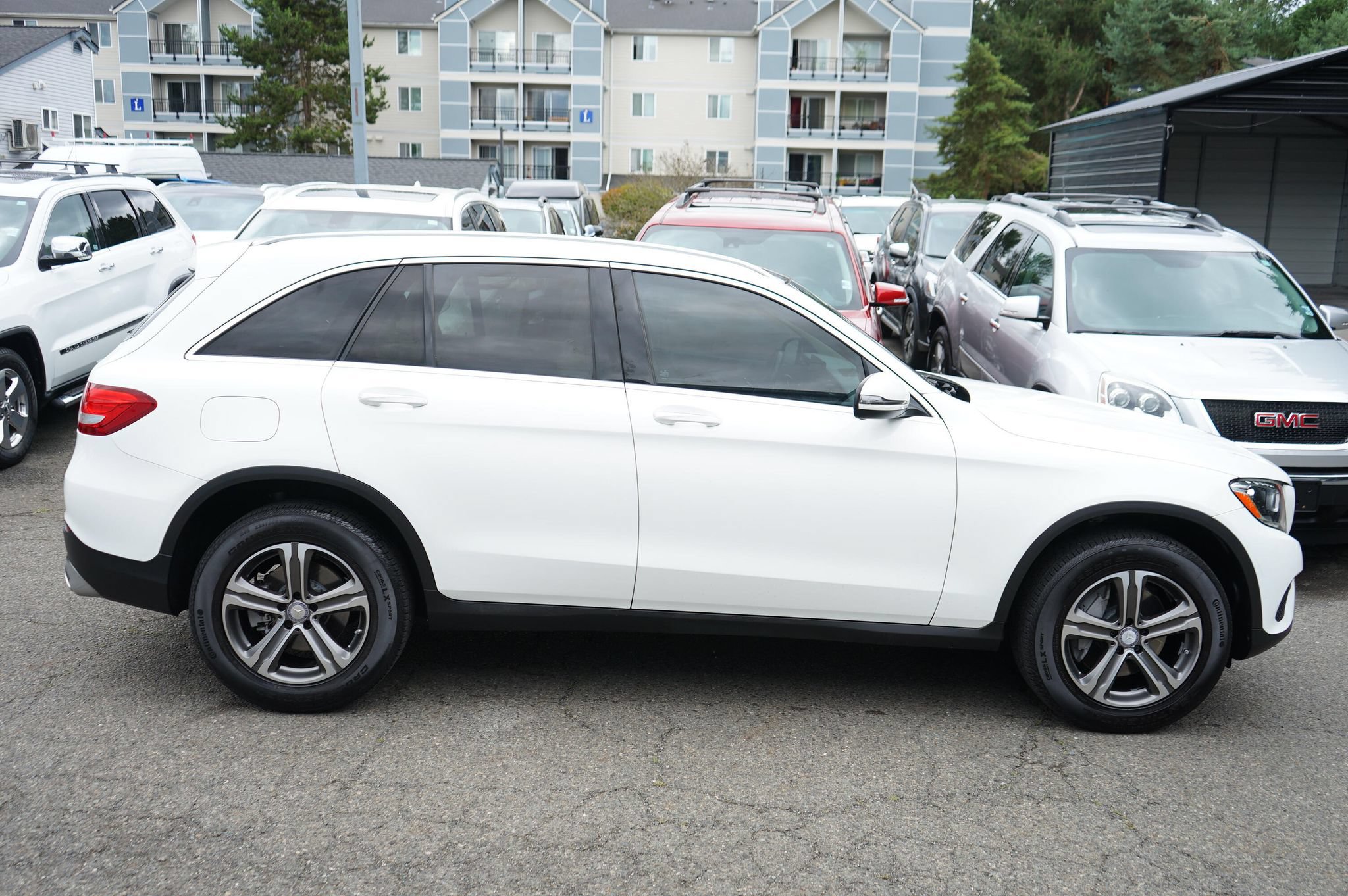 Used 2017 Mercedes-Benz GLC 300 image 8