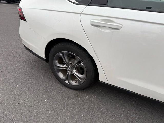 Used 2024 Honda Accord EX image 15