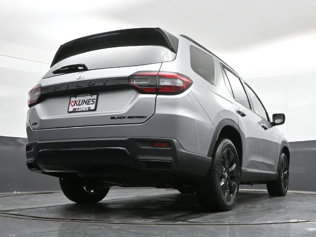 New 2026 Honda Pilot Black Edition image 34
