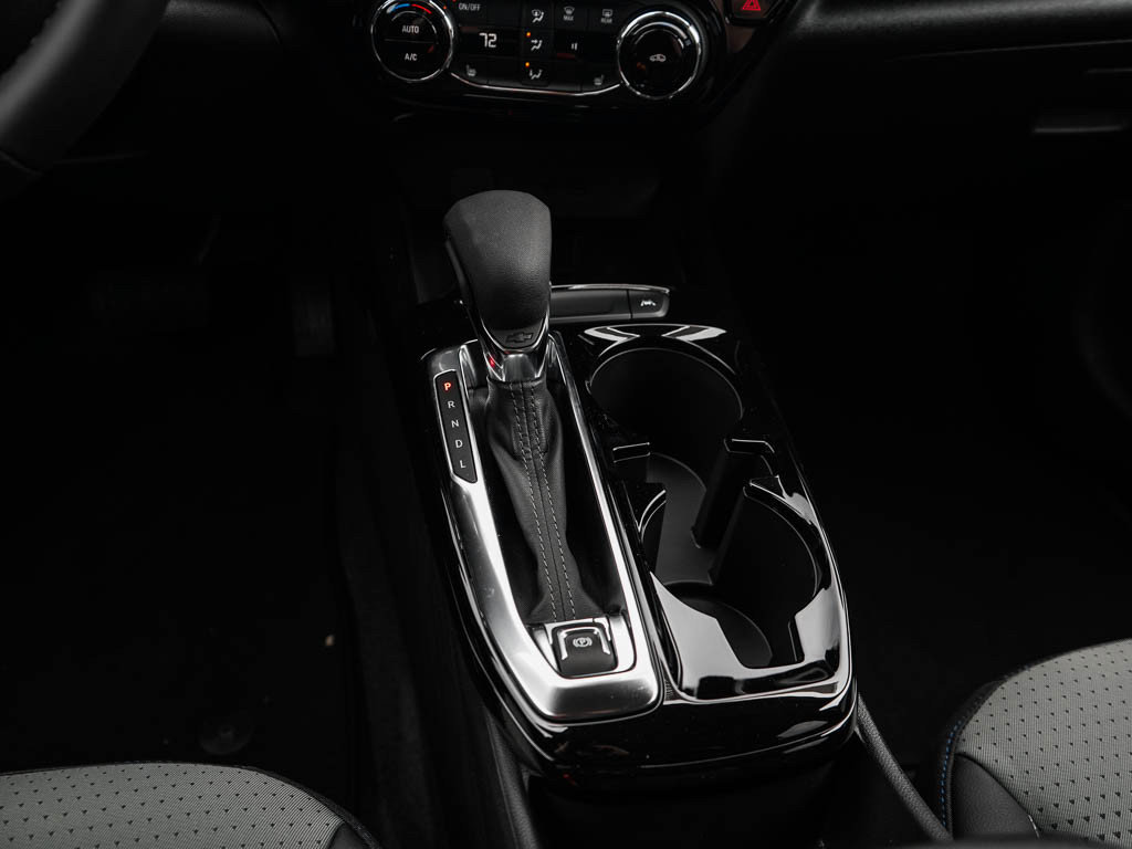 New 2026 Chevrolet Trax LT w/ LT Convenience Package FWD image 25