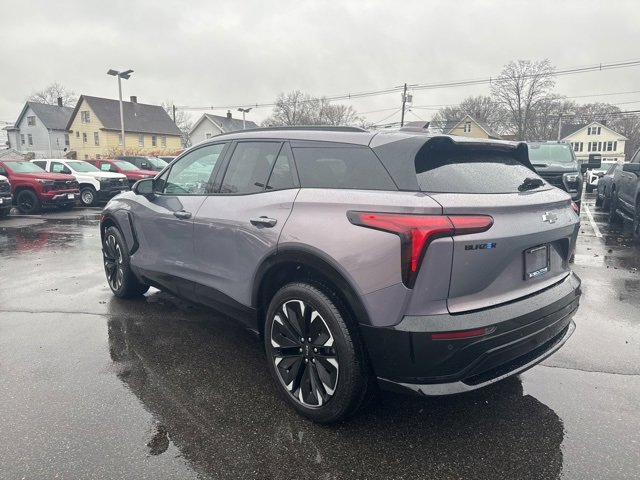 Used 2024 Chevrolet Blazer EV RS image 3