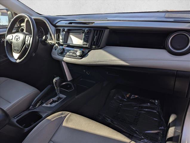 Used 2018 Toyota RAV4 XLE image 21