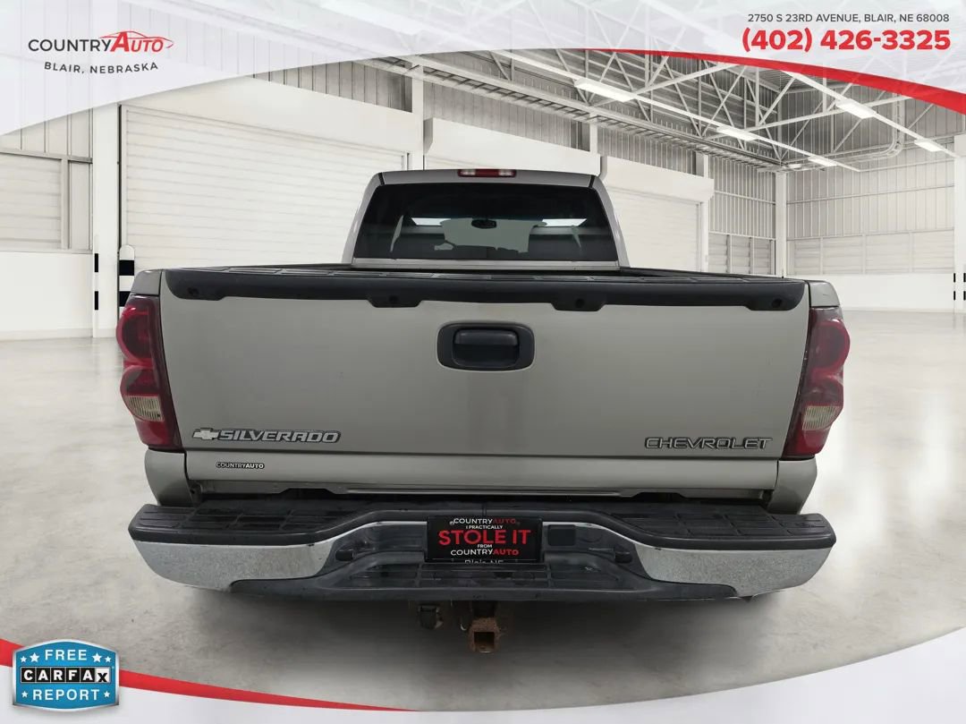 Used 2004 Chevrolet Silverado 2500 LT image 4