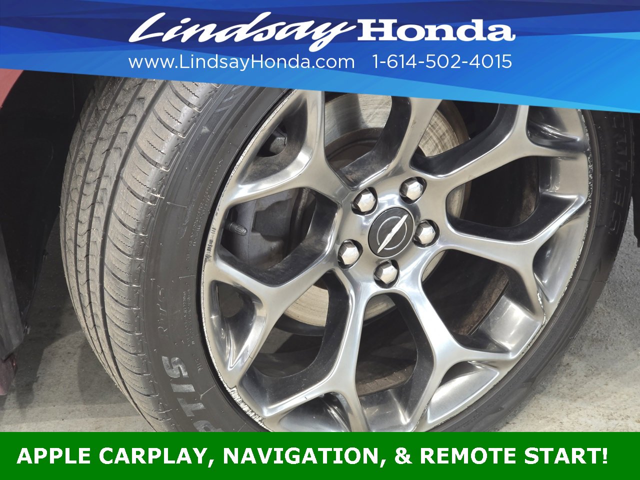 Used 2018 Chrysler 300 S image 24