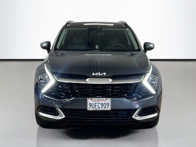 Certified 2025 Kia Sportage EX w/ EX Premium Package AWD/4WD image 2