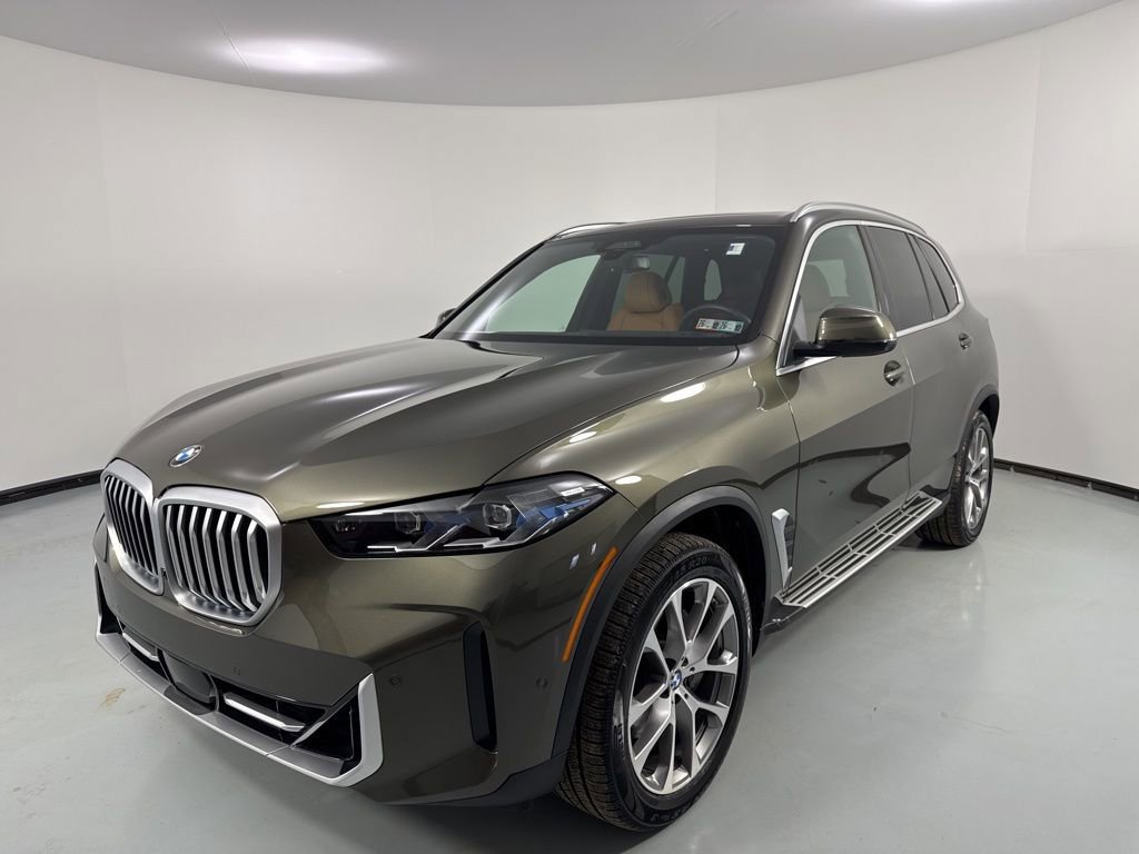 Certified 2024 BMW X5 xDrive40i w/ Premium Package image 3