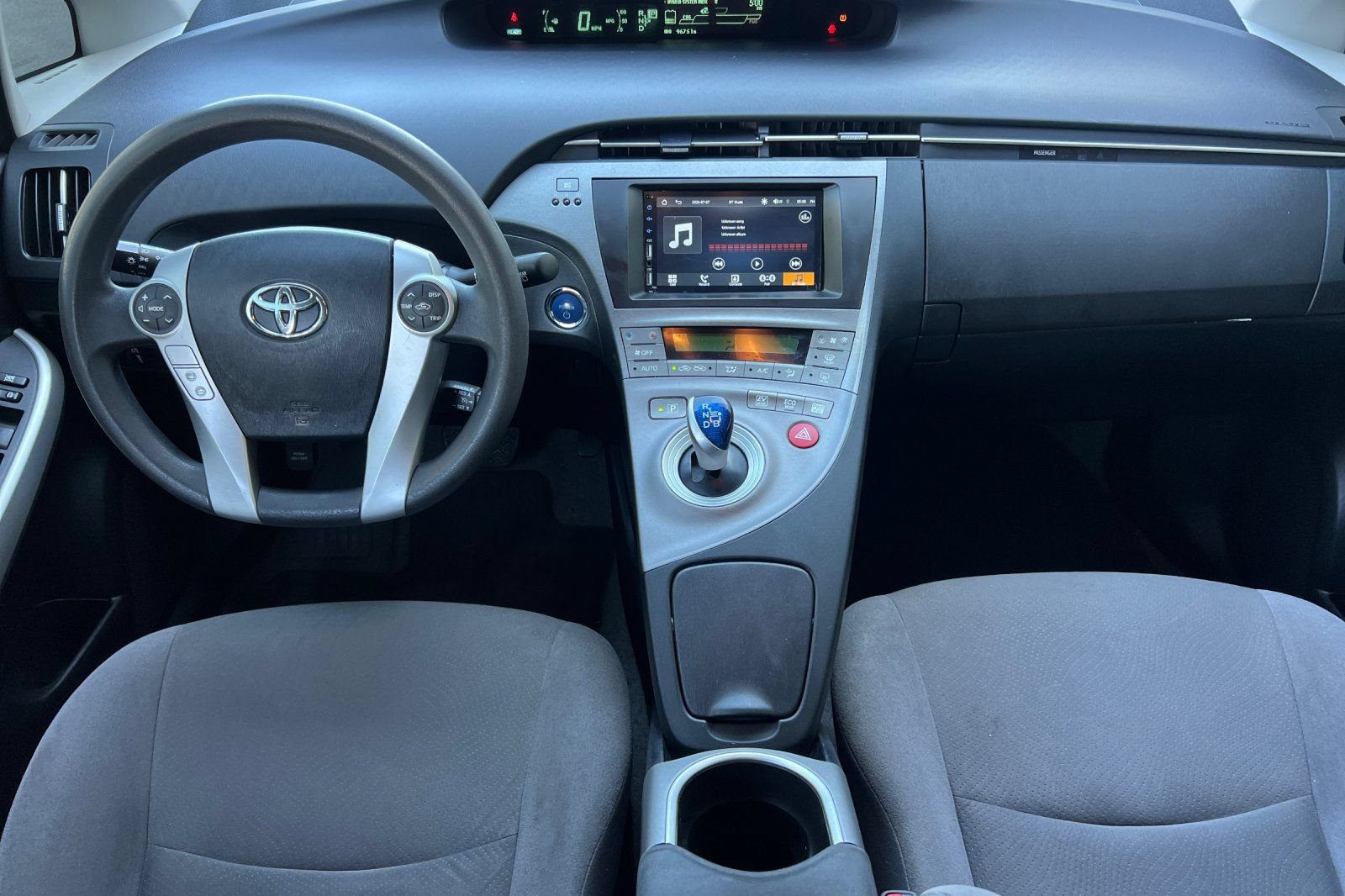 Used 2015 Toyota Prius Two FWD image 16